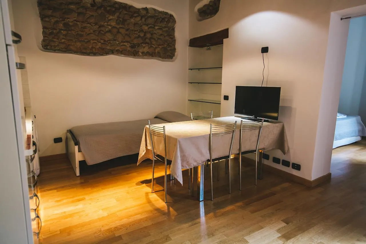 Residenza Al Castello Hotel Verona Guest house